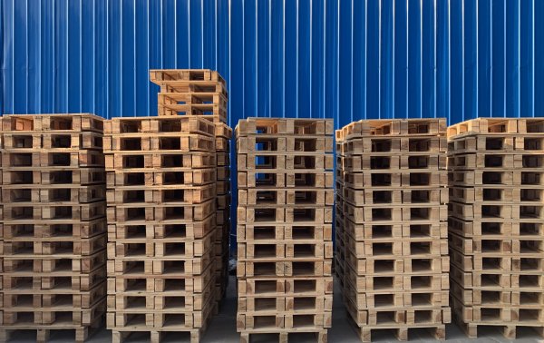 平阳木托盘摆放技巧